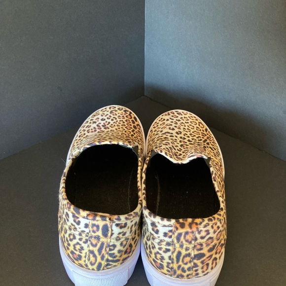 ASOS design canvas animal Print Slip-On Creepers - near new - Picture 3 of 6